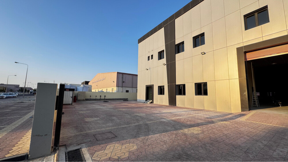 للايجار مصنع حداد  - 3