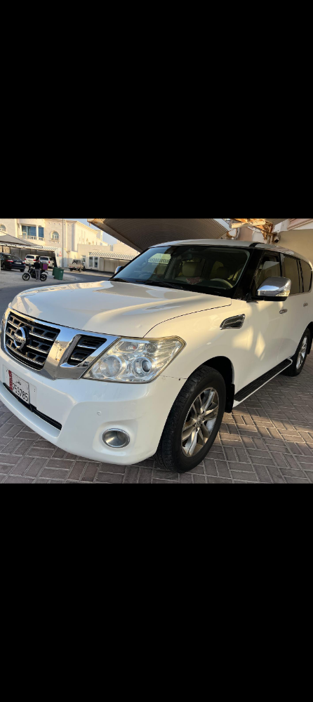 للبيع نيسان باترول بليتانيوم ٢٠١٢ - 1
