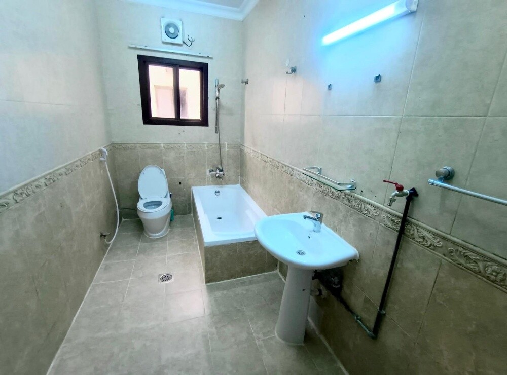 Amazing 6bhk villa female staff - 17