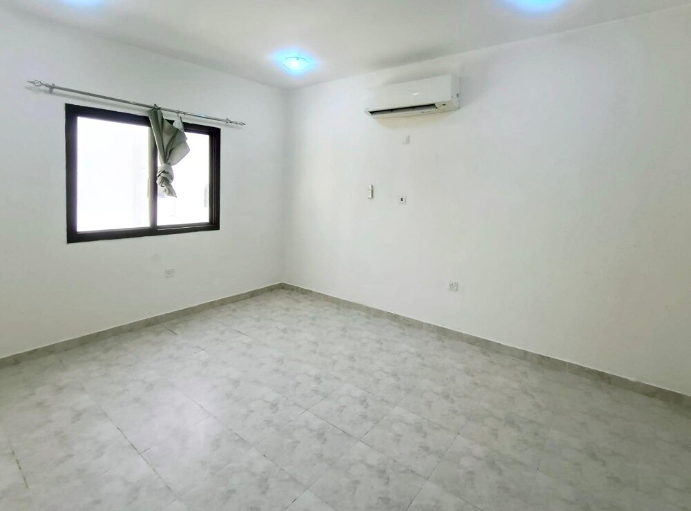 Amazing 6bhk villa female staff - 16