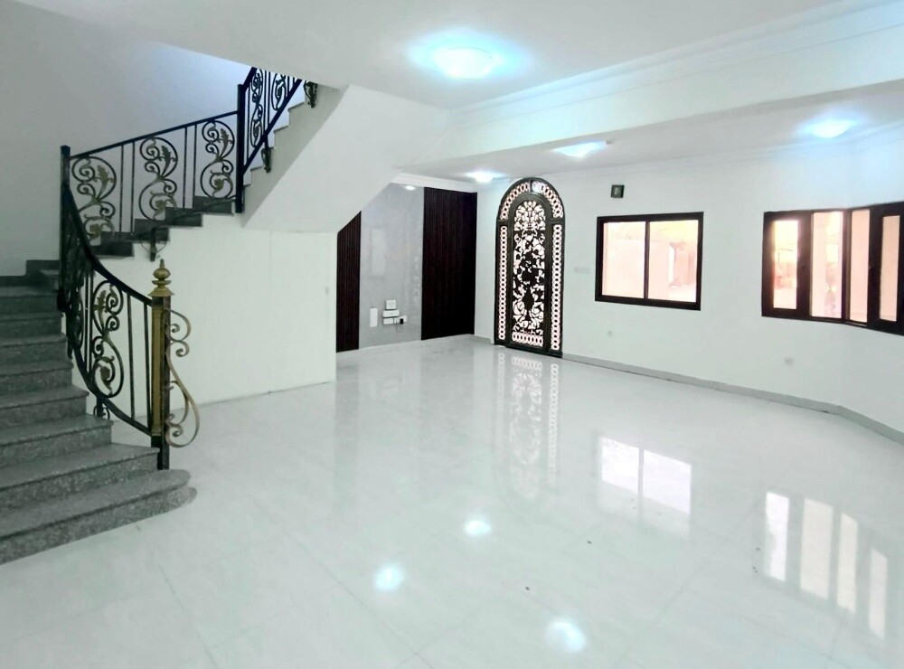 Amazing 6bhk villa female staff - 5