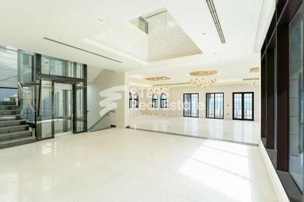 Villa for Sale with Flexible Plan - 4