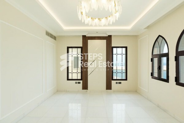 Villa for Sale with Flexible Plan - 2