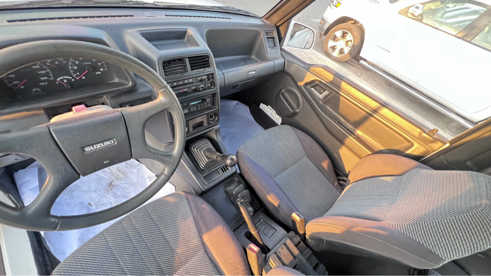 Suzuki Vitara 1991 — photo 8 for sale in Qatar