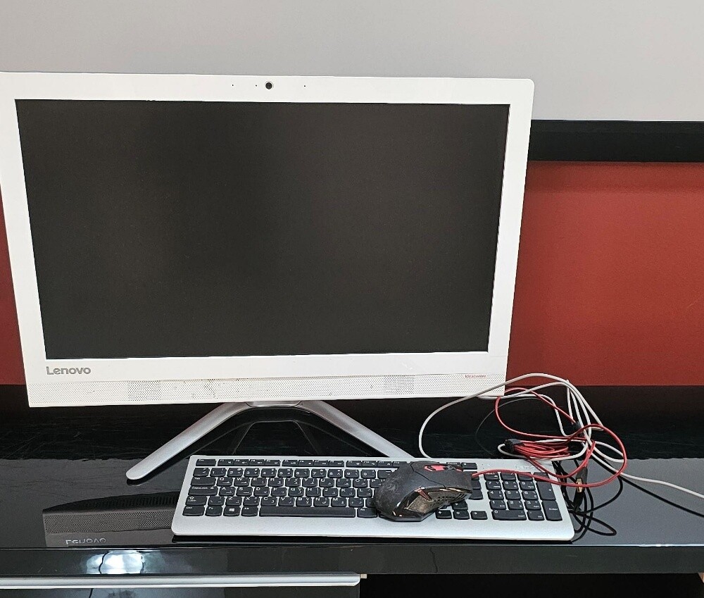 Lenovo - 1