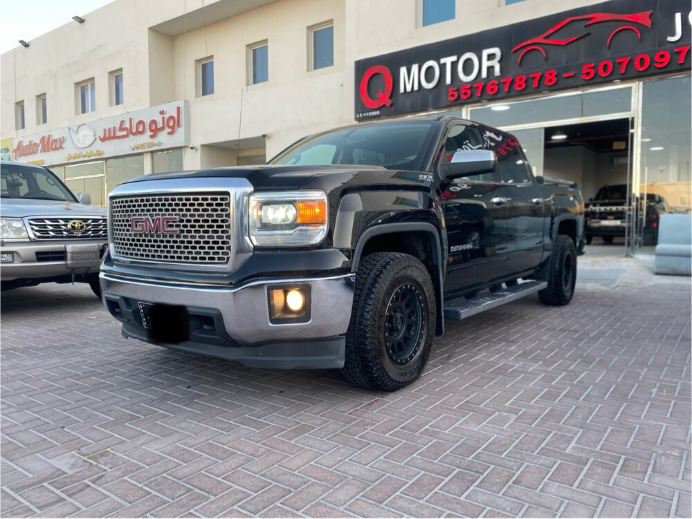 gmc sierra 2014 — photo 1 for sale in Qatar