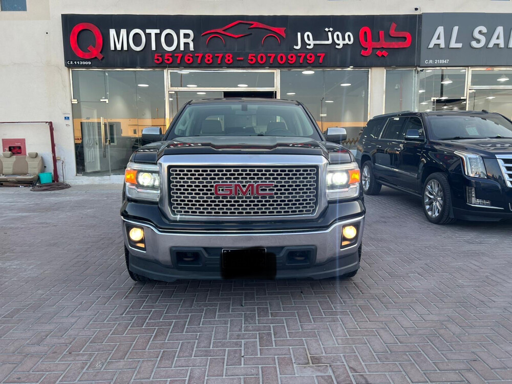 gmc sierra 2014 — photo 3 for sale in Qatar