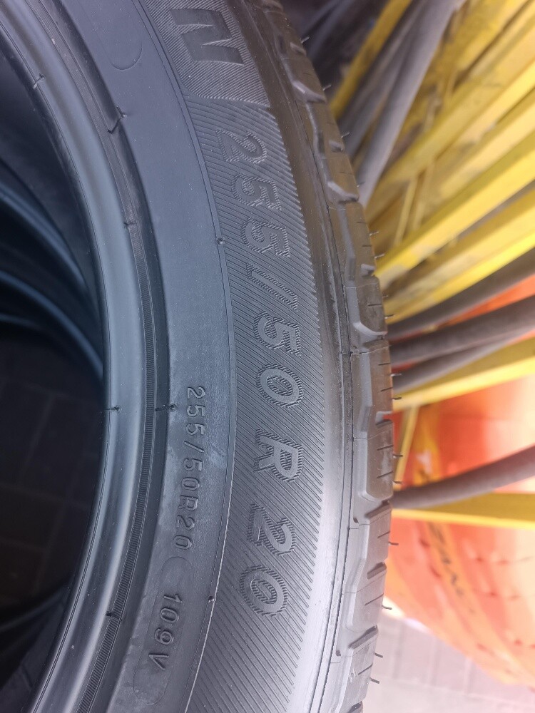 255/50/20" micheline  Tyre - 4