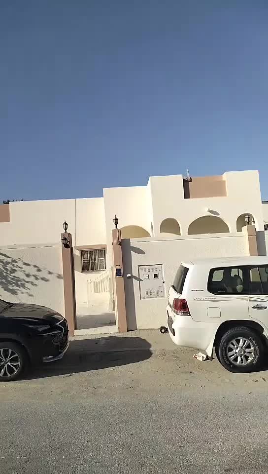 بناء مجالس وملاحق - 1