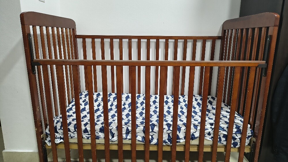 junior baby crib - 1