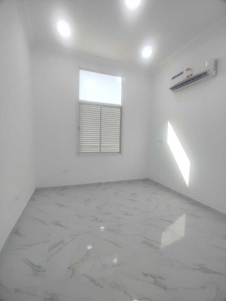 Room for rent - 4