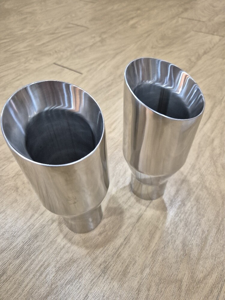 4 inch exhust tip - 1