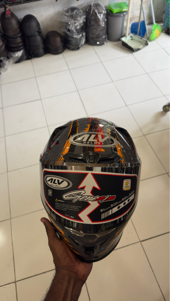 ‏brand new helmet  - 1