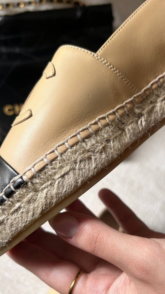 Coco Espadrilles
900 - 3
