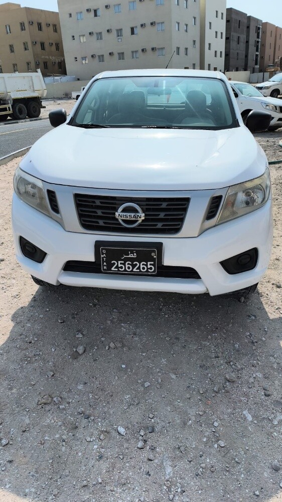 Nissan Navara - 1