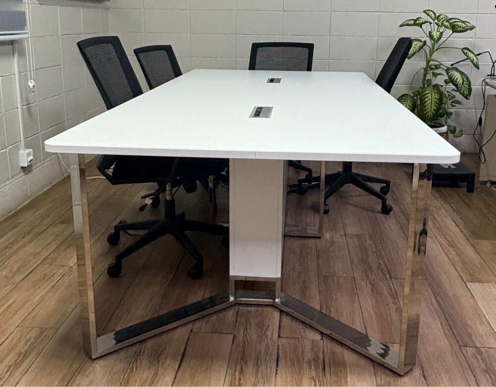 meeting table for sale  - 1