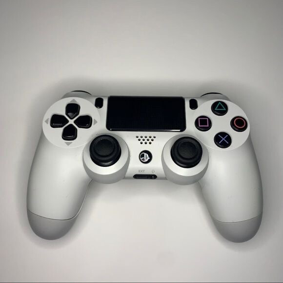 Ps4 controller good condition  - 3