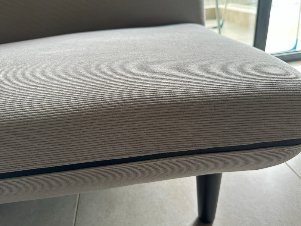 bed-sofa like new 2 months old - 2