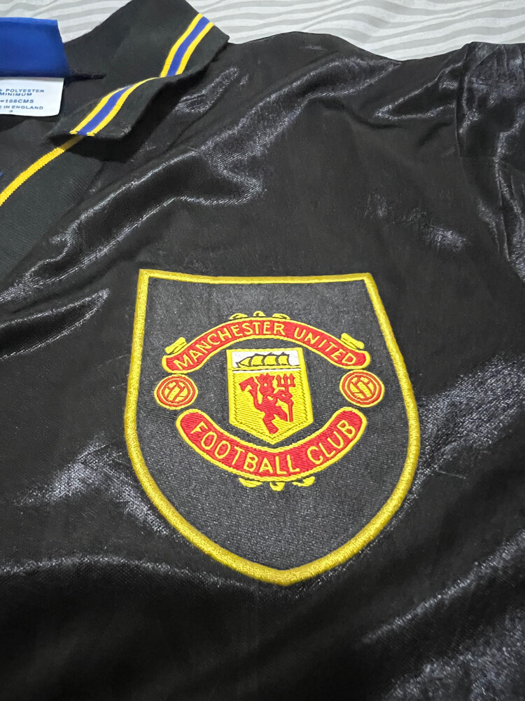 Original Manchester United Shirt - 2