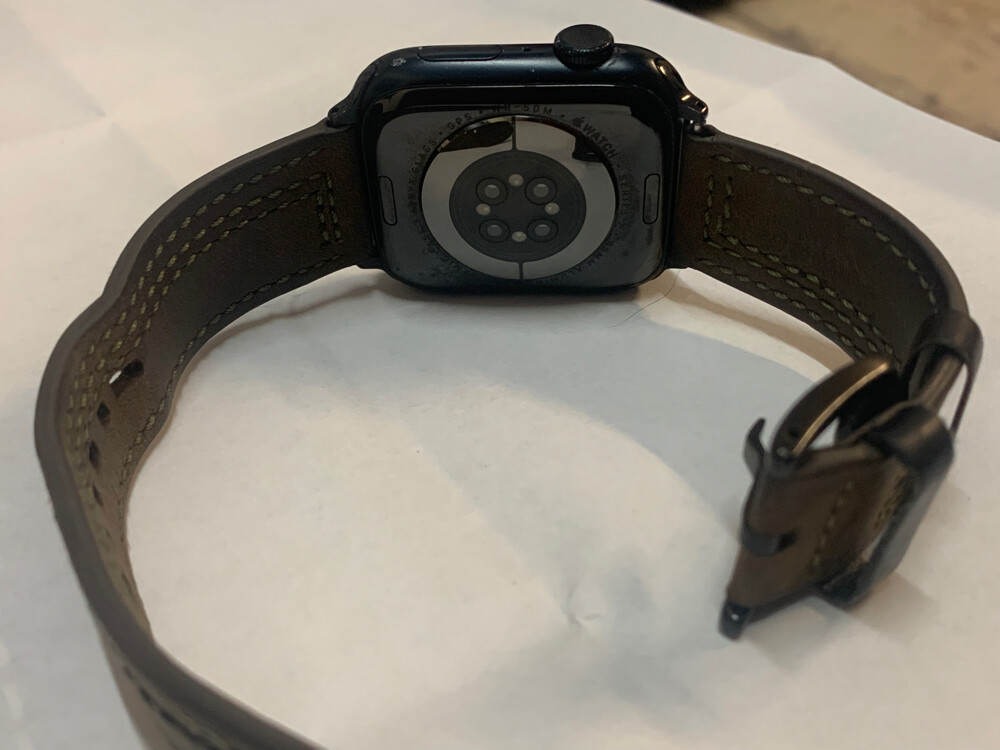 Apple Series 7 45mm Aluminum case - 4