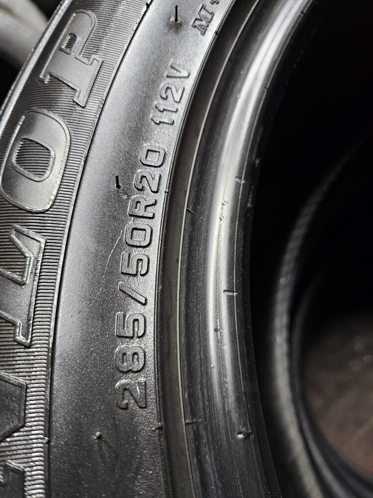 285-50-20,,,Dunlop brand - 5