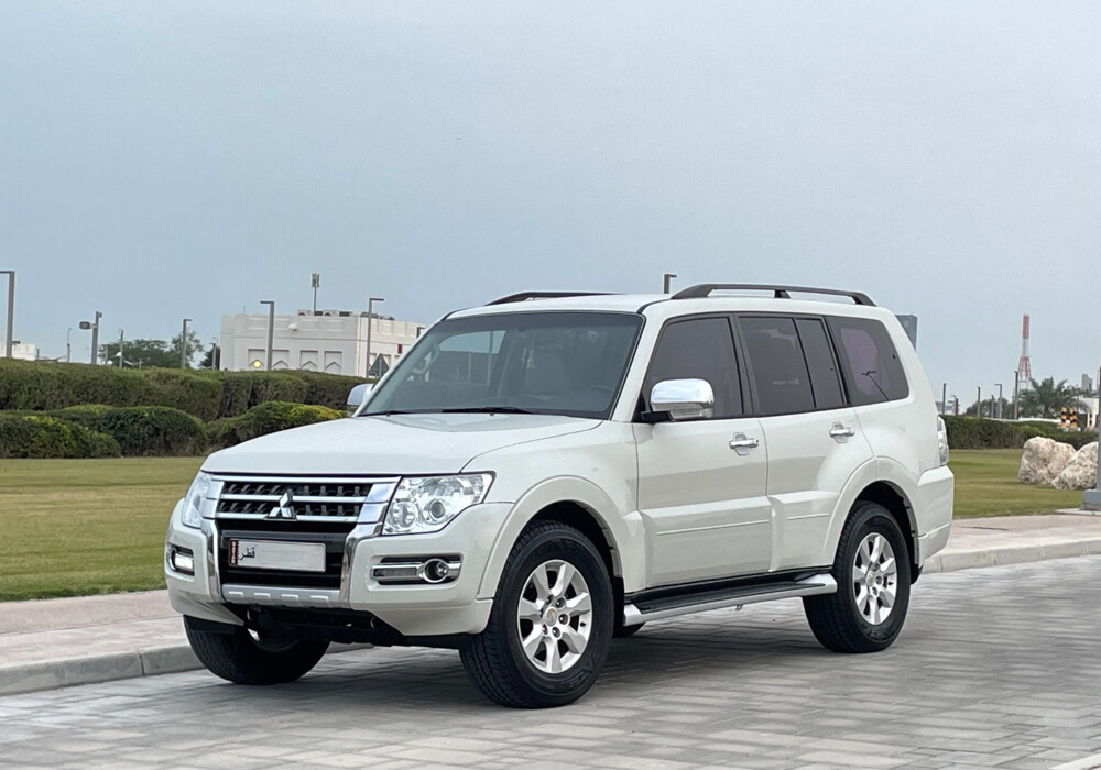 Mitsubishi Pajero 2020 GLS — photo 3 for sale in Qatar