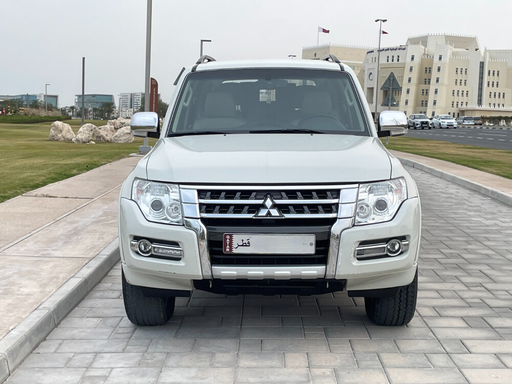 Mitsubishi Pajero 2020 GLS — photo 4 for sale in Qatar