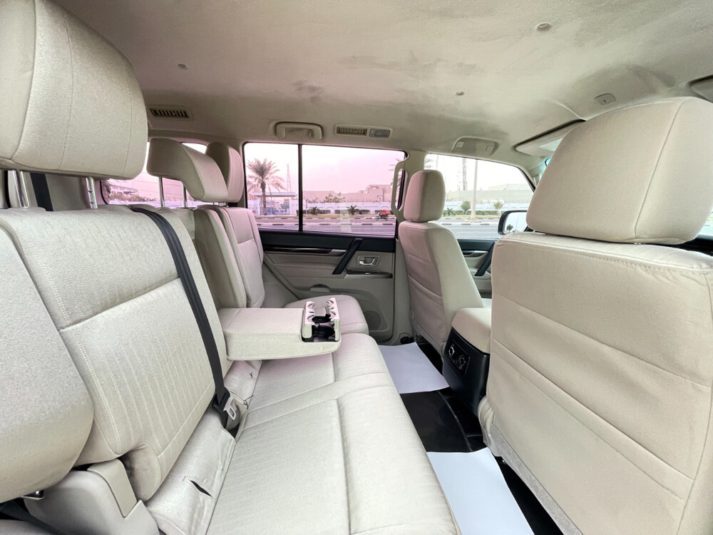 Mitsubishi Pajero 2020 GLS — photo 12 for sale in Qatar