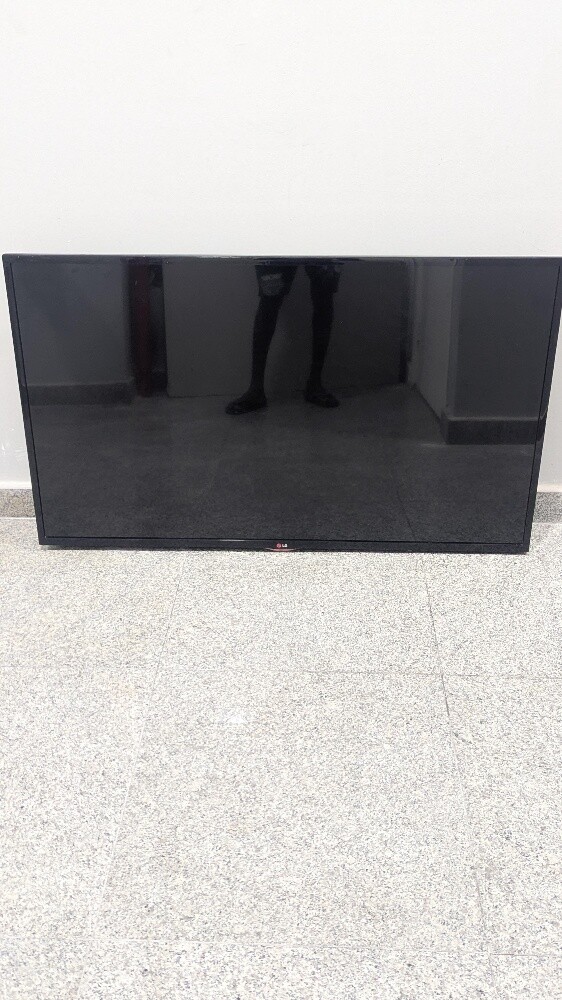 LG 55" In very good condition - 8
