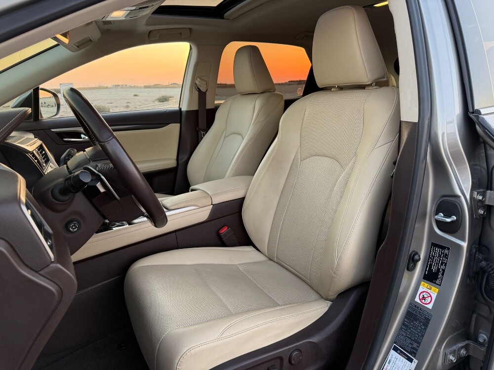 Lexus RX350 2020 — photo 5 for sale in Qatar