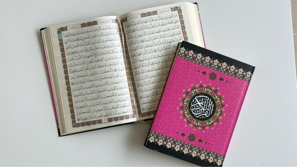 selling quran - 3