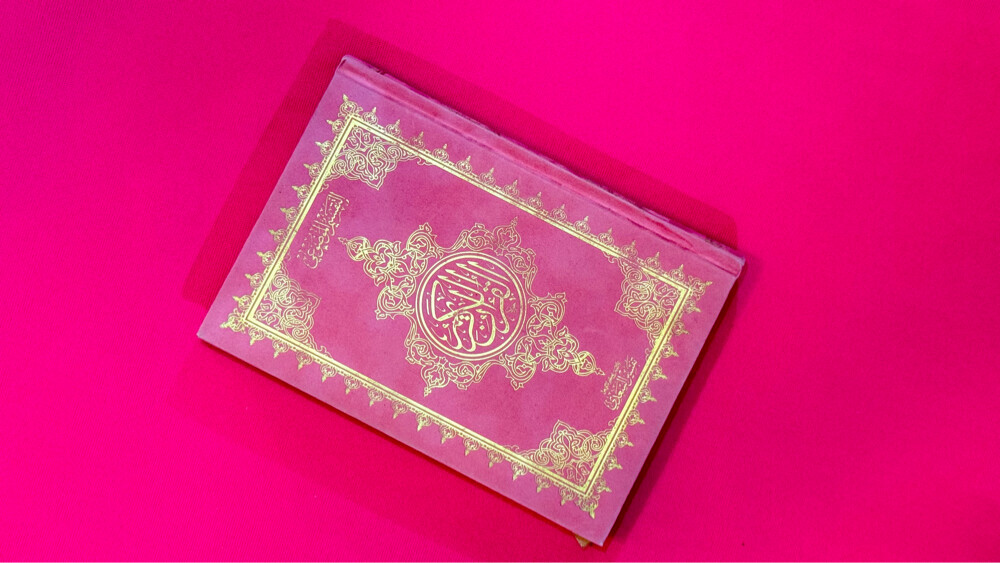 selling quran - 5