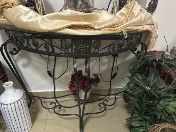 Home furnishings- used - 4