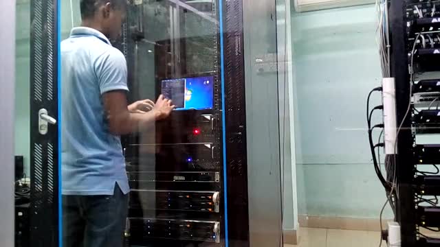 Looking IT Support & CCTV JOB - 6