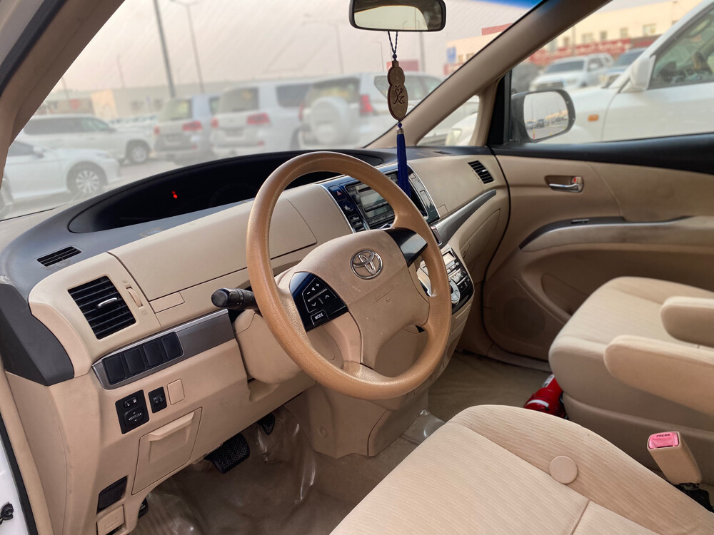 Previa 2014 — photo 8 for sale in Qatar