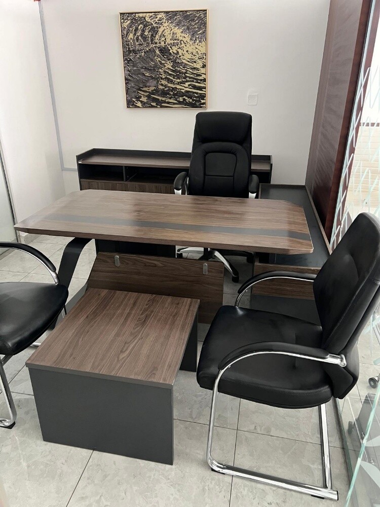 Used office furniture buy sell - 1