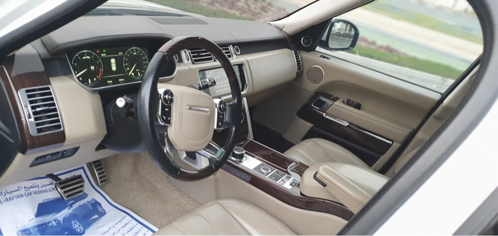 Land Rover Vogue Autobiography — photo 4 for sale in Qatar