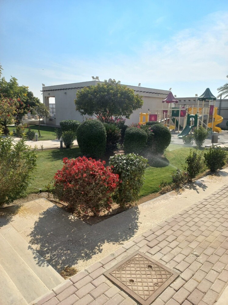 مزارع ومنسق حدائق - 1