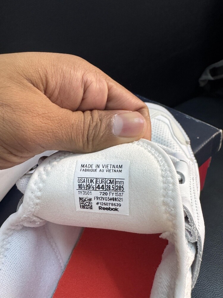 Reebok shoe original shoe size 37 - 5