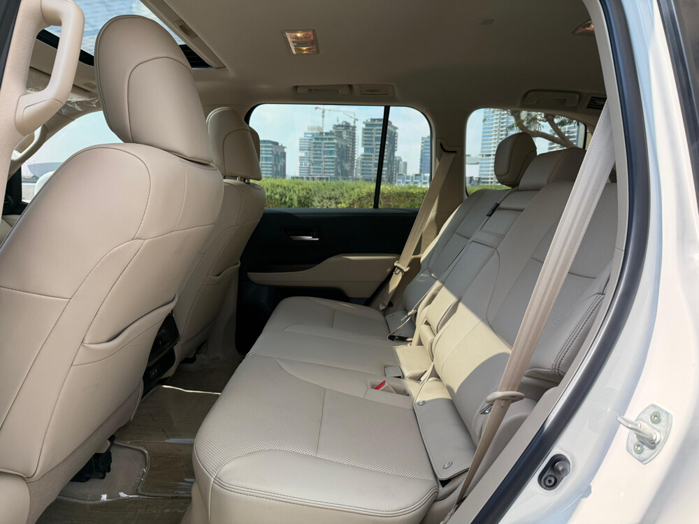 GXR model 2025 — photo 10 for sale in Qatar