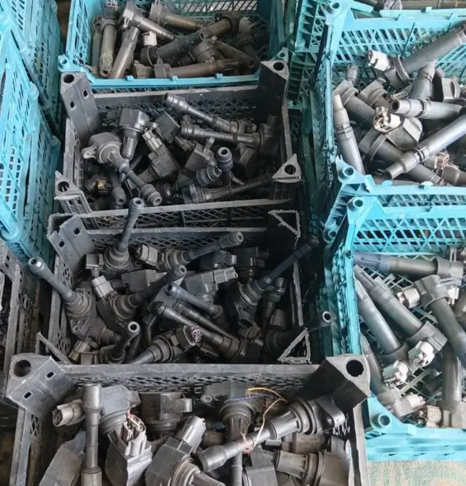 all cars spare parts with fixing. - 16