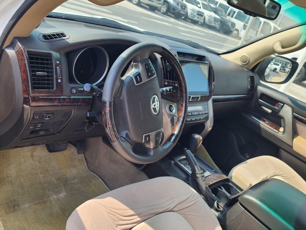 GXR V8 - 7