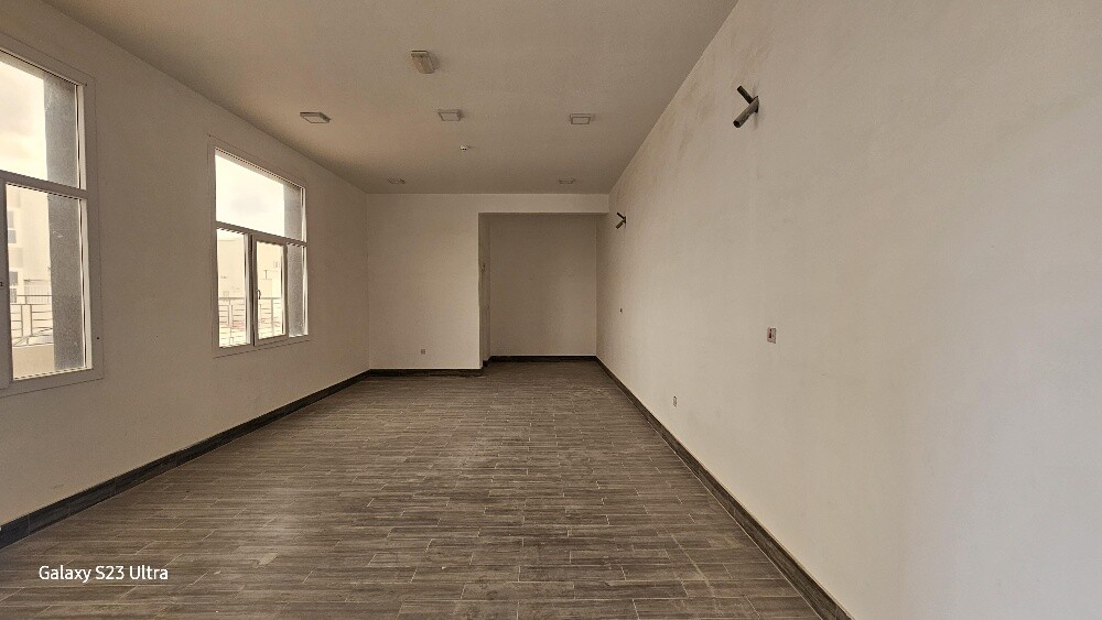 For Rent Food Store Baraka Al Awa - 4