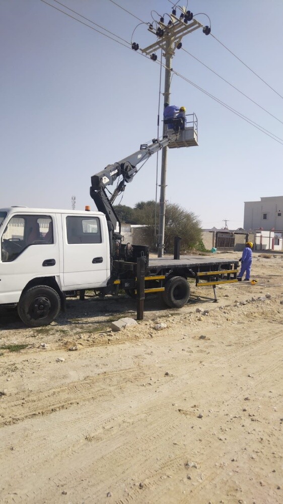 ليفت للإيجار مع سائق - 4