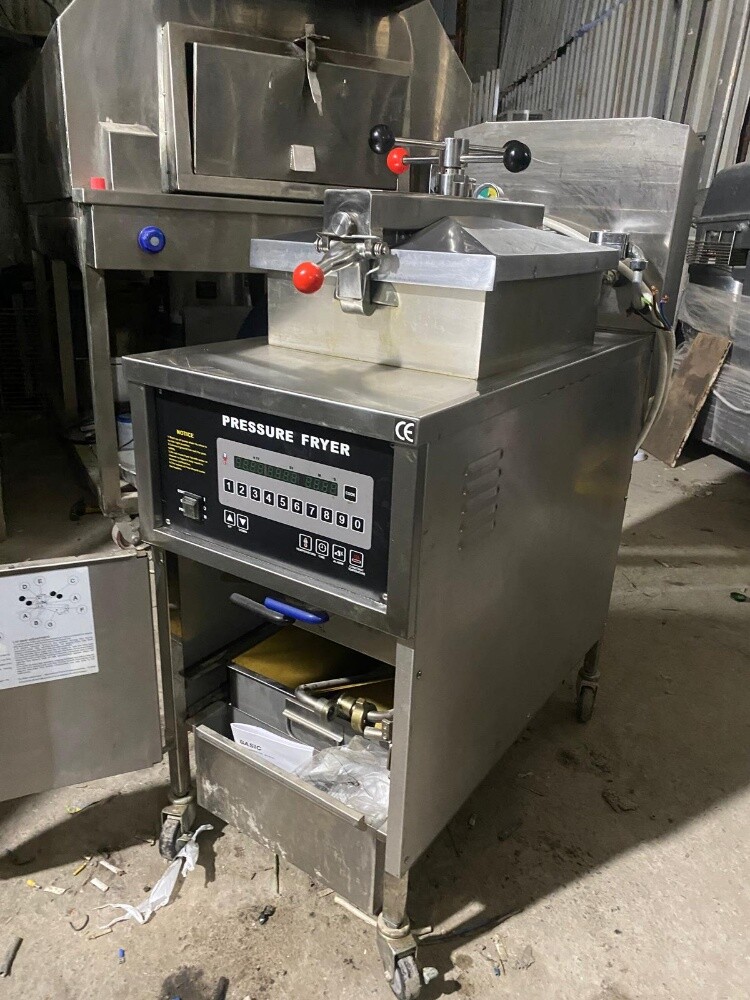 New broasted chicken machine - 2