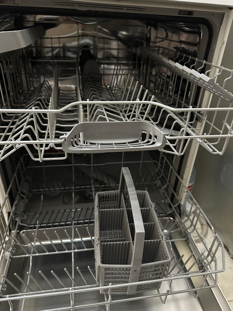 dish washer  - 3