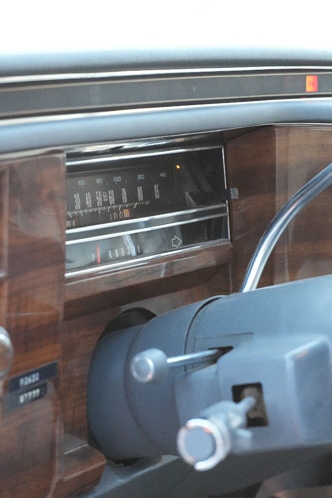 Cadillac Brougham1987 - 9