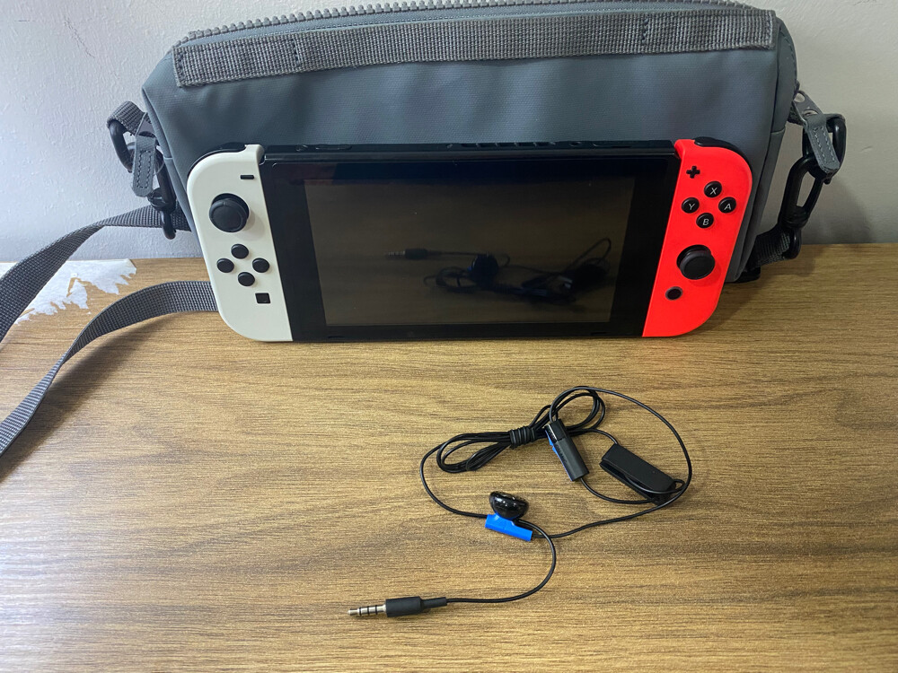 Nintendo Switch – OLED - 1