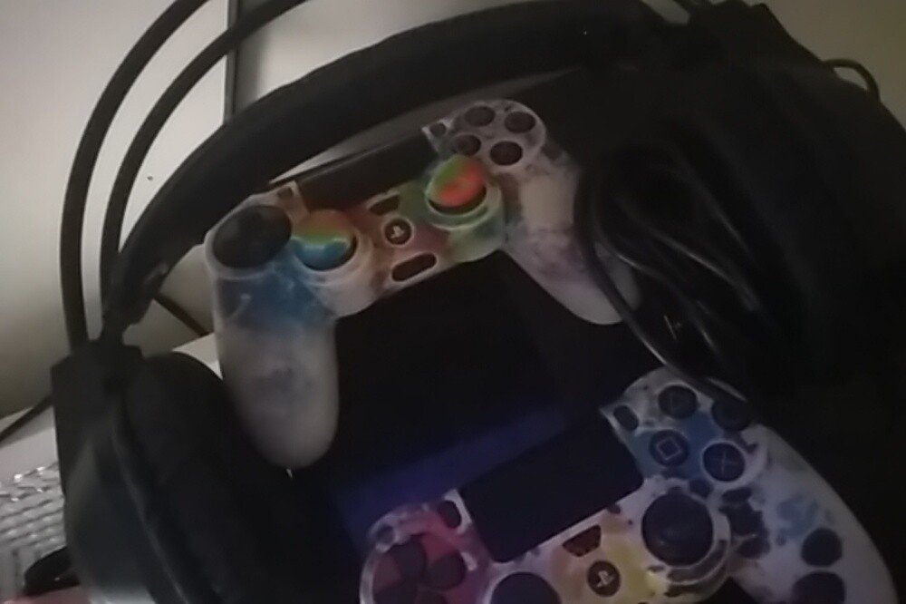 Playstation 4 - 1