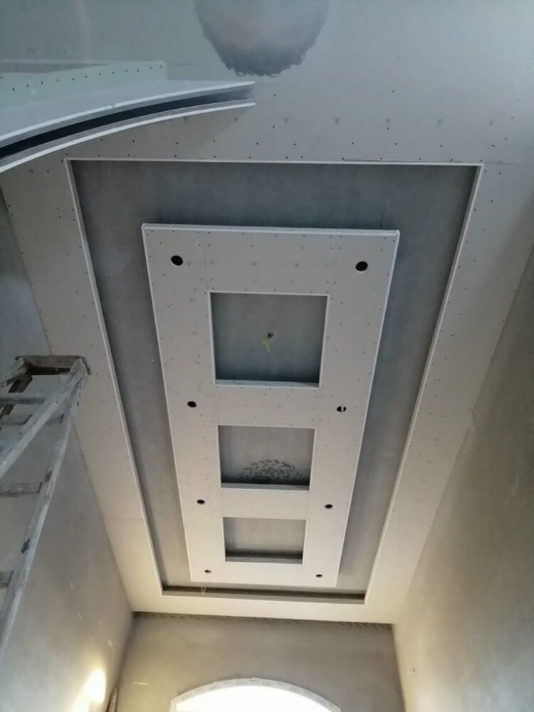gypsum board and painter - 8
